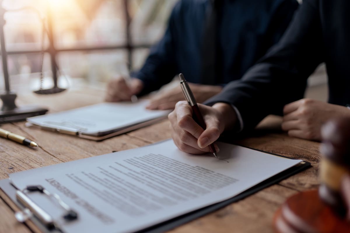 Cuanto cobra un notario por una escritura